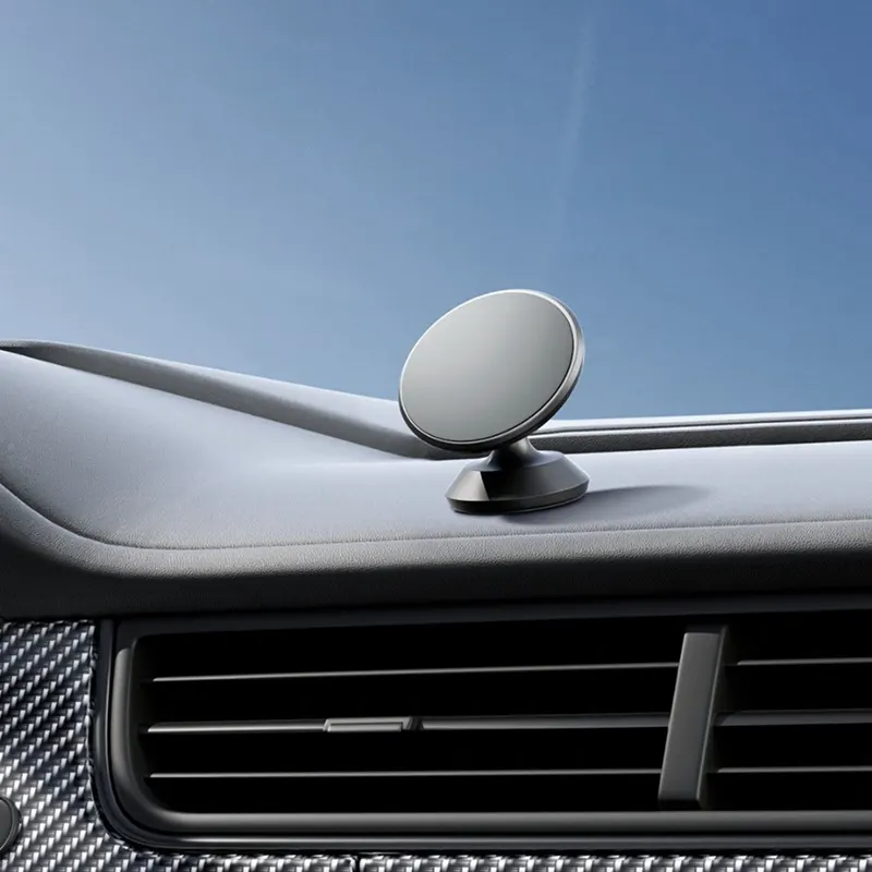 ဖုန်းကိုင်ဆောင်သူ